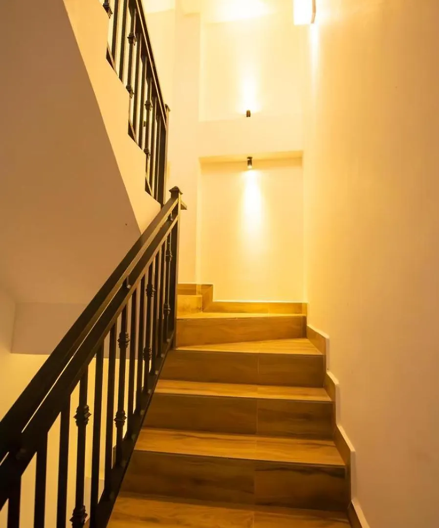 Airport Transit Hotel Negombo